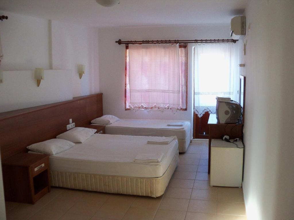 Poseidon Hotel Side Phòng bức ảnh